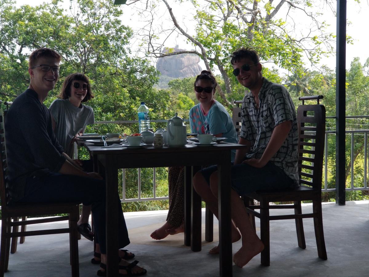 Sigiriya Rock Hide Hotel Kültér fotó