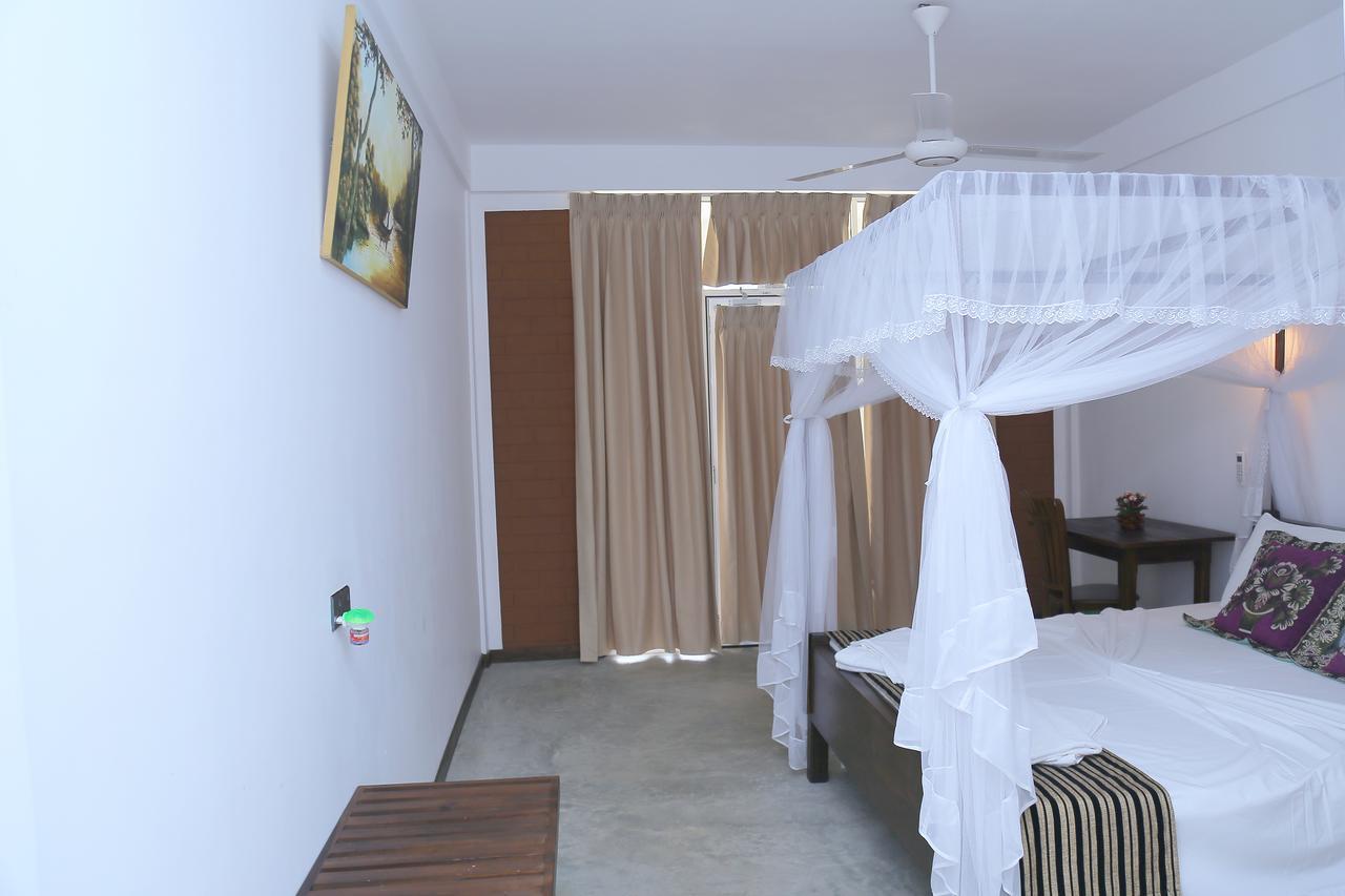 Sigiriya Rock Hide Hotel Kültér fotó