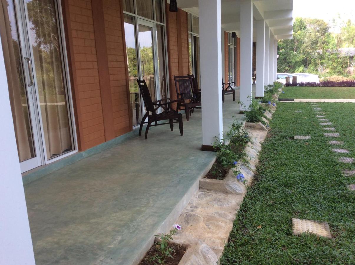 Sigiriya Rock Hide Hotel Kültér fotó